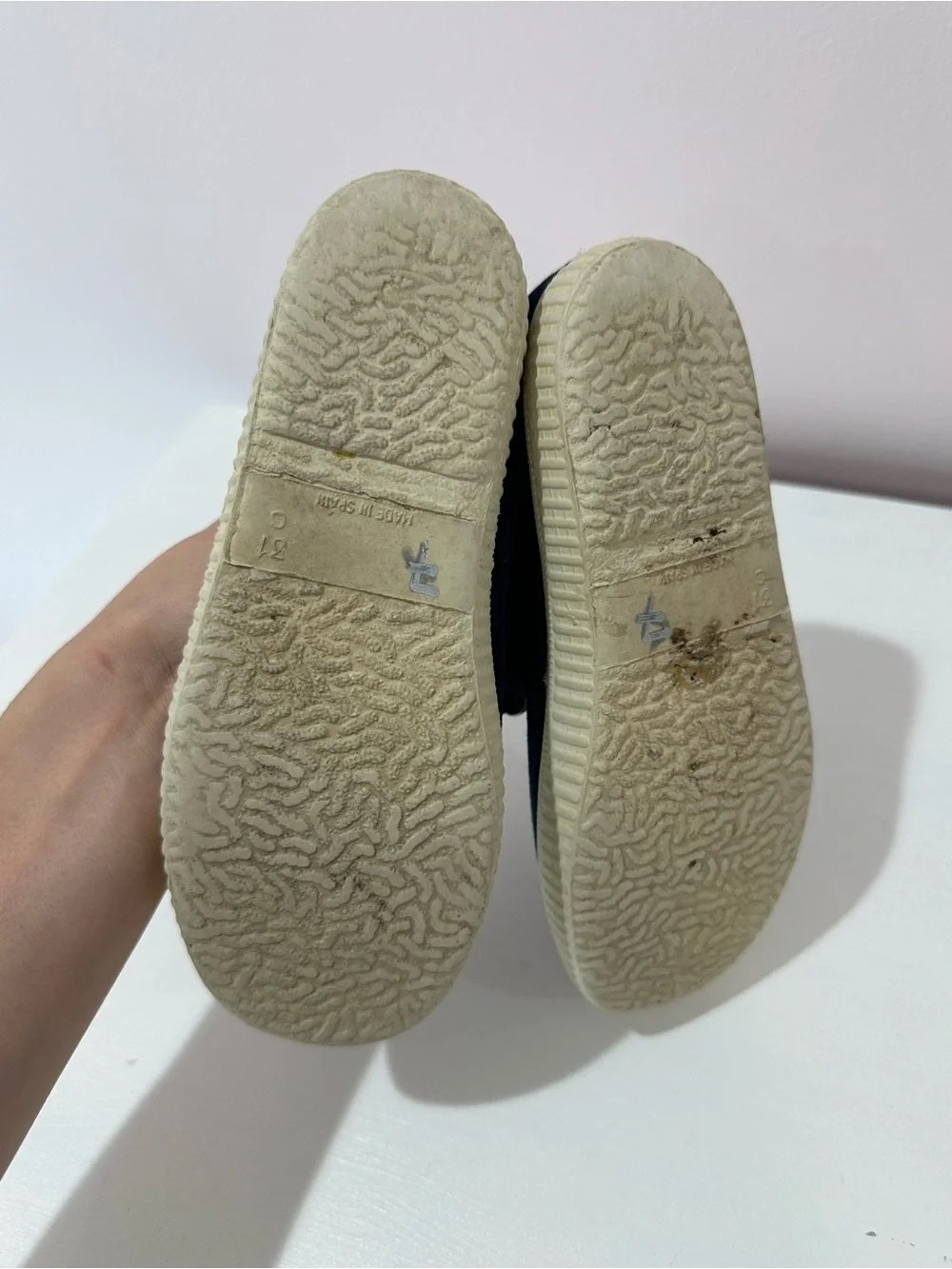 Cienta Navy Mary Jane Shoes Girls size EU 31 (US 13.5) MISSING ONE INSOLE